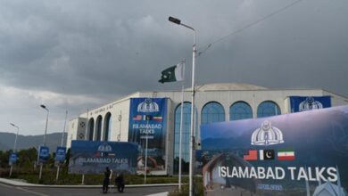 Table for talks set as world awaits US, Iran meet halfway in Islamabad