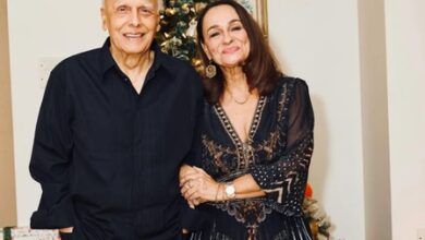Soni Razdan celebrates ‘ek aur saal, slightly less baal’ with Mahesh Bhatt