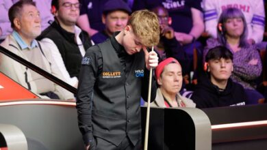 Wilson’s comeback ends teenager Stan Moody Crucible debut in first round
