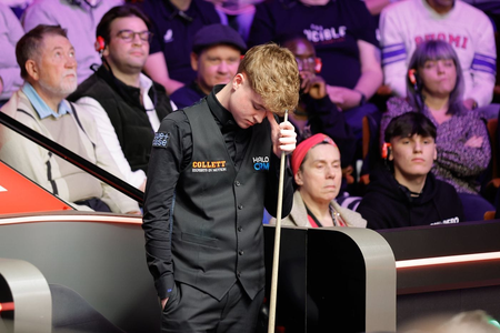 Wilson’s comeback ends teenager Stan Moody Crucible debut in first round