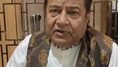 Anup Jalota, Anuradha Paudwal pay a ‘heartfelt one-hour online tribute’ to late Asha Bhosle