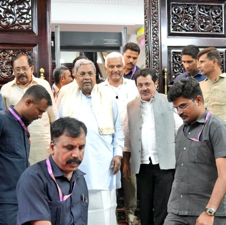 Karnataka Congress crisis: Dissatisfaction among Muslim religious leaders after action against 2 MLCs, says minister