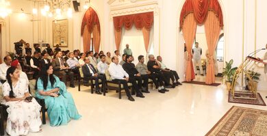 MP Guv felicitates flag fund contributors; Jabalpur division leads collection