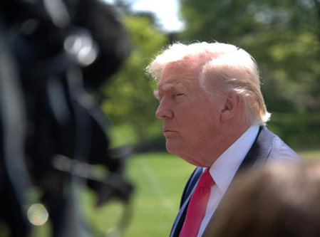 Trump extends Iran ceasefire; blockade stays