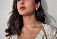 Sara Ali Khan shares glimpse of her ‘raat bhar shoot’, shares team selfie at 2:43 AM from set