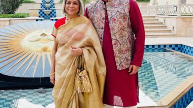 Vivek Oberoi pens a heartfelt birthday wish for his ‘forever hero’, his mother