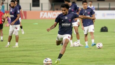 ISL 2025-26: Kerala Blasters face Odisha FC in a bottom-half scrap