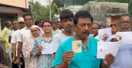 Bengal polls: Voting begins for 152 assembly constituencies in 16 districts (Ld)