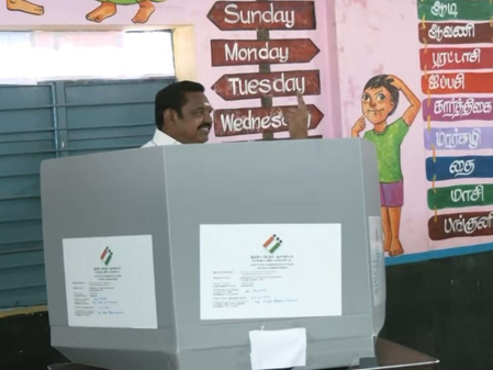 TN polls: EVM glitches delay start of voting in several booths; leaders, celebrities among early voters