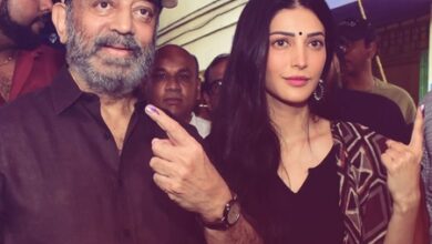 Kamal Haasan and Shruti Haasan cast their vote, flaunt inked fingers