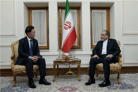 South Korean special envoy meets Iran’s foreign minister amid West Asia tensions