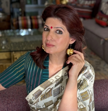 Twinkle Khanna says ‘mat kar’ is Akshay Kumar’s ‘only contribution’ to her writing career