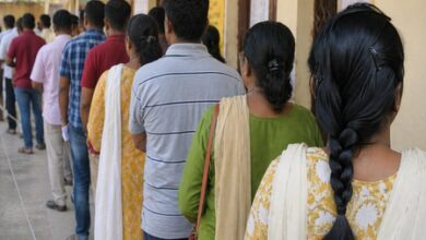 TN records 70 per cent turnout till 3 pm; cop stabbed at Poompuhar booth