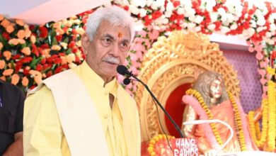 J&K L-G asks teachers & students to adapt classrooms to changing global landscape