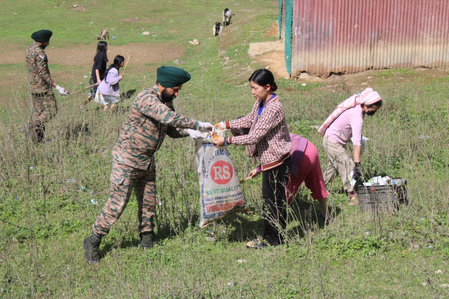 Arunachal: Army’s Spearhead Division leads cleanliness drive in frontier valleys​