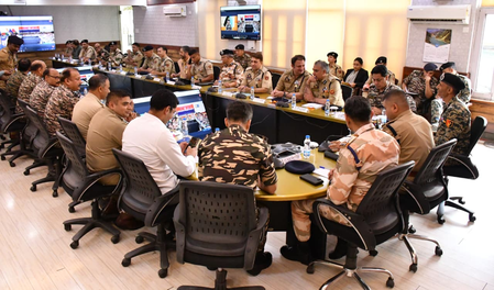 J&K: IGP Kashmir chairs meet on Amarnath Yatra, Darbar Move preparedness​