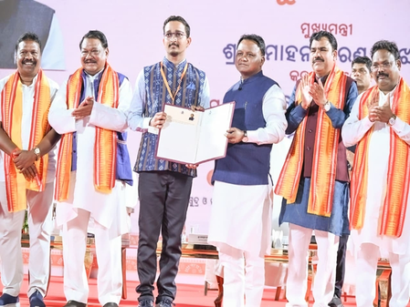 Odisha CM calls public servants ‘face of govt’, hands over 4,623 job letters