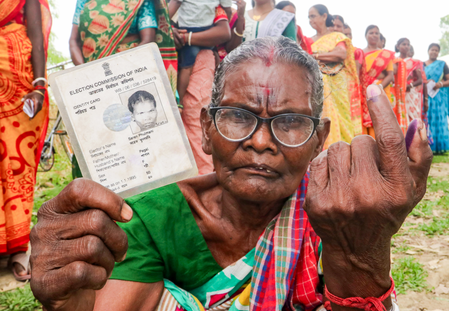 Robust voter turnout till 5 PM, 90 pc in Bengal and 82 pc in TN​