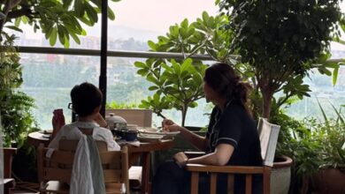 Sonam Kapoor says ‘life is a dream’ as she shares pictures of Vayu, Anand cradling newborn son