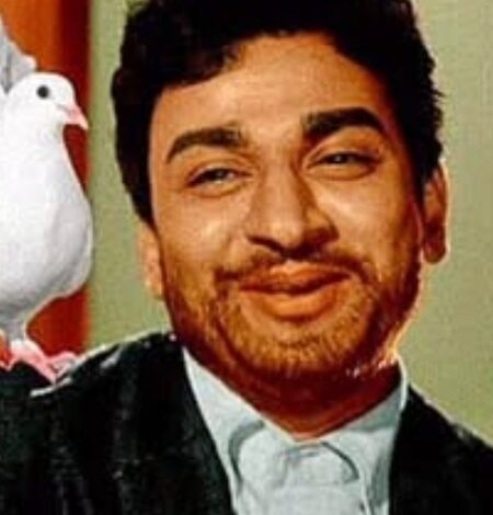 Karnataka remembers legendary actor Rajkumar on his 97th birth anniversary; tributes pour in