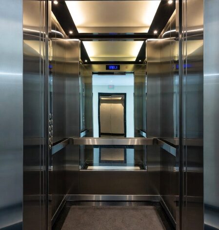 Six tourists injured as lift collapses in J&K’s Srinagar hotel