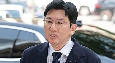 Prosecution rejects arrest warrant request for Hybe chairman, calls for further review