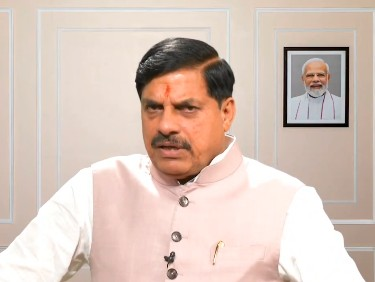 CM assures day-hours power to MP farmers, wheat procurement extended till May 9