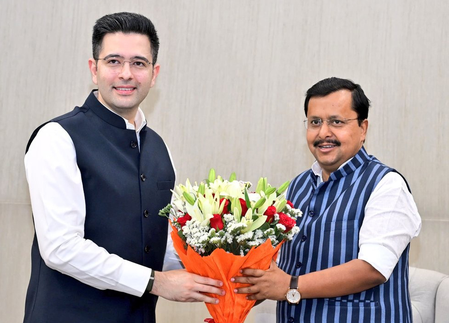 ‘AAP Abandoned’: Kejriwal’s party faces huge jolt as Raghav Chadha leads out huge swathe of RS members (Night Lead)