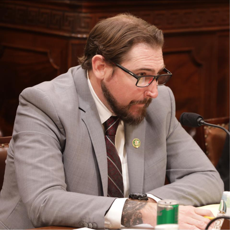 US bill proposes three-year suspension of H-1B visas