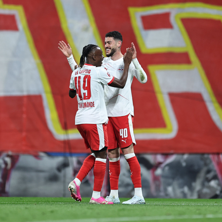 Leipzig tightens grip on Champions League berth