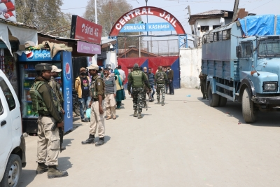 CIK conducts raid at Srinagar Central Jail in terror-related case