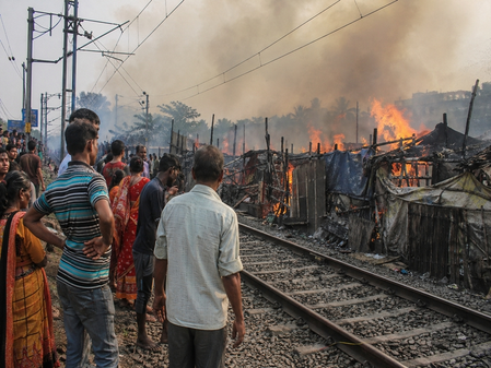 Bengal: Train services hit after fire engulfs slum near railway line in South 24 Parganas