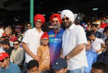 L-G TS Sandhu joins spectators in cricket stadium to cheer Delhi team