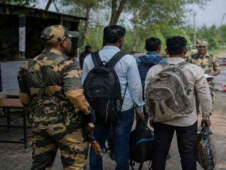 Special checks at unfenced borders ahead of Bengal phase 2 polls