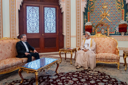 Iran Foreign Minister Araghchi, Oman Sultan discuss bilateral ties, regional developments