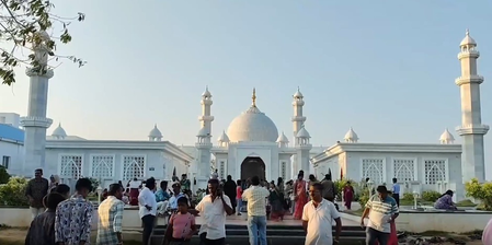 Son builds ‘Taj Mahal’ in TN’s Thiruvarur out of love for his late mother