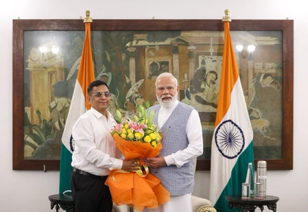 PM Modi meets new NITI Aayog member Gobardhan Das, says his rich work will enrich policy-making