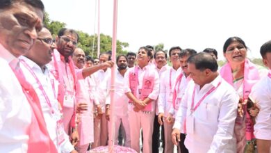 KTR urges BRS cadres to pledge to protect Telangana
