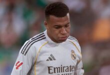 Football: Mbappe could miss rest of season with a muscle injury (ld)