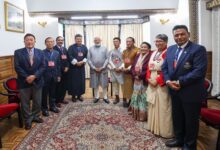 PM Modi meets Padma awardees, distinguished personalities in Gangtok