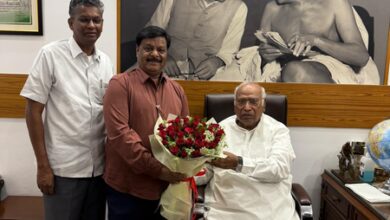 K’taka Minister Jarkiholi urges high command for early clarity on leadership change; Parameshwara downplays speculation