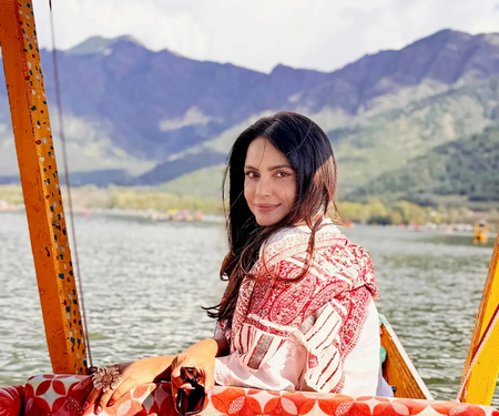 Neetu Chandra says she’s glad she doesn’t come from privileged family in Bollywood: Have nothing to lose