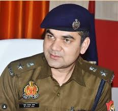 Trinamool’s Falta candidate Jahangir slams police observer Ajay Pal Sharma after officer threatened his family