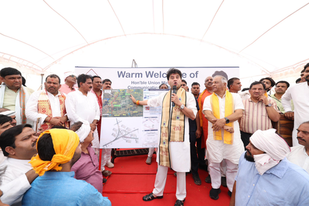 Jyotiraditya Scindia inspects Gwalior Western bypass, says project will accelerate city’s growth