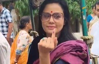 ‘People are doing revenge voting’: Mahua Moitra after casting vote in Bengal phase-2 polls