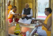 PM Modi offers prayers at Shri Kashi Vishwanath Temple