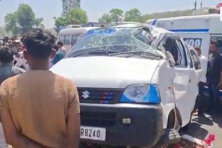 Six killed as private bus rams into van in Gujarat’s Sabarkantha