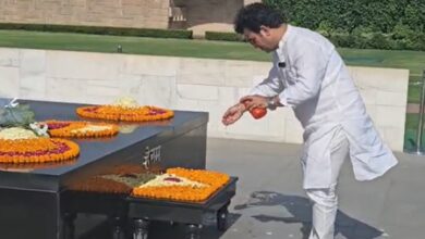 BJP leader Ravinder Singh Negi ‘purifies’ Rajghat after Kejriwal, Sisodia’s visit