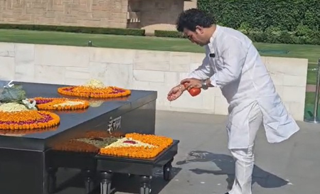 BJP leader Ravinder Singh Negi ‘purifies’ Rajghat after Kejriwal, Sisodia’s visit