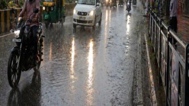 Bihar: Sudden rain brings respite from heat, disrupts traffic and events